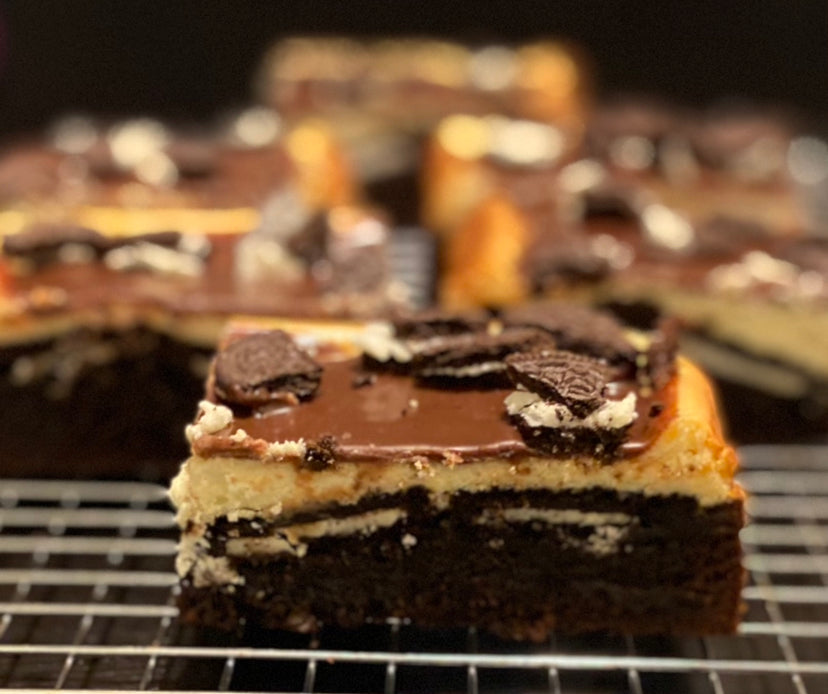 Oreo Brownie Cheesecake Bars